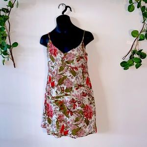 • Floral Mini Dress Red and Pink